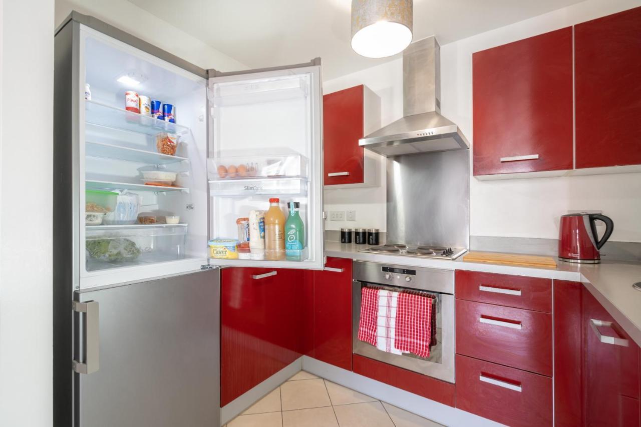 Maevela Apartments - Ultra Lavish Luxury 2 Bed Apartment City Centre - With Balcony - Free Secure Parking - Ps4 & Smart Tv'S Бирмингем Экстерьер фото